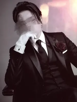 皆様、本日もおつかれさまで御座いました。 また、お仕事の方はお気をつけて行ってらっしゃいませ。 もうすぐ、還り火の時期ですね。 「おかえりなさい」を灯して、 「また来年」を空へ還す。 見た目は、ずいぶん派手になったけれど、 中身は、ばあちゃんが知ってるあの頃のままだよ。 ばあちゃん、おかえり。